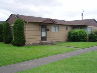 1131 10th Ave, Longview, WA 98632
