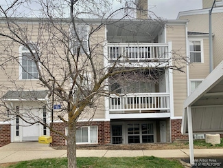 109 Fieldcrest St, Ann Arbor, MI 48103