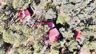 2 Log House Rd, Glorieta, NM 87535