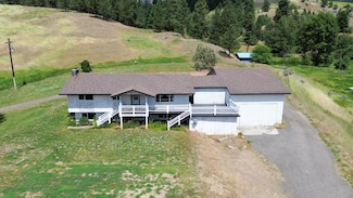 598 North Hwy, Kettle Falls, WA 99141