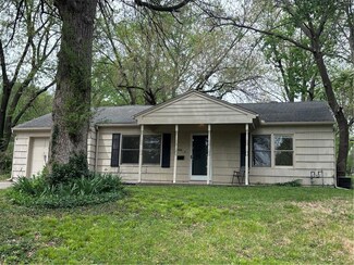 6616 Oxford Ave, Raytown, MO 64133