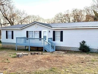 240 Main St, Converse, SC 29329