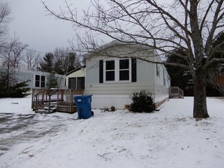 34 Yankee Drummer Dr, West Brookfield, MA 01585