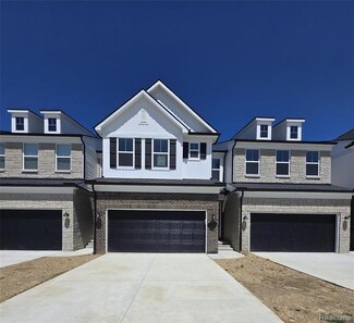 5557 E Spaniel Dr, Ann Arbor, MI 48108
