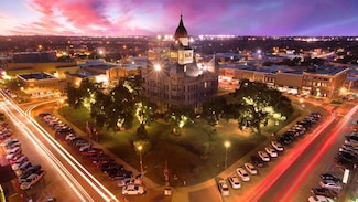 1303 Fannin St, Denton, TX 76201