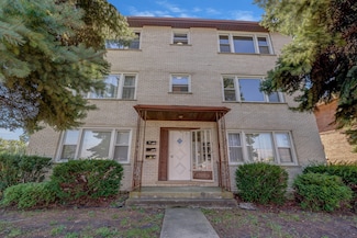 7403 W 71st St, Bridgeview, IL 60455