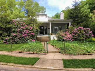 2 Hazlett Ct, Wheeling, WV 26003