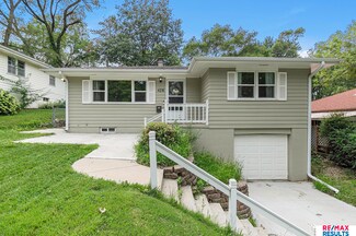 4218 N 65th Ave, Omaha, NE 68104