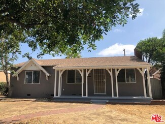 8684 Costello Ave, Panorama City, CA 91402