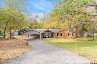 105 Grass Knoll Dr, Hideaway, TX 75771