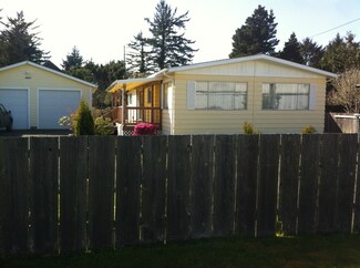 4607 L Place, Seaview, WA 98644
