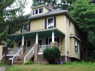 4563 Franklin St, Mantua, OH 44255