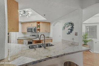 5104 N 32nd St Unit 150, Phoenix, AZ 85018