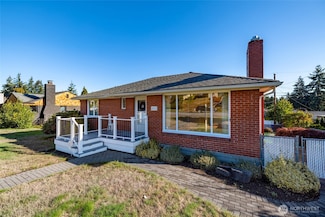 4911 Delaware Ave, Everett, WA 98203