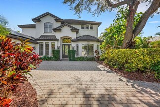 1666 Arlington St, Sarasota, FL 34239