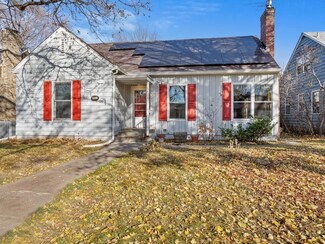 1471 California Ave W, Saint Paul, MN 55108