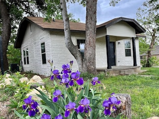 2900 Avenue J, Fort Worth, TX 76105