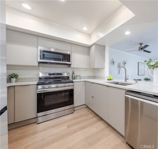 1988 Junipero Ave, Signal Hill, CA 90755