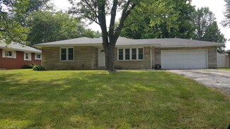 3801 N Lanewood Dr, Muncie, IN 47304