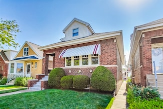 5733 N Mulligan Ave, Chicago, IL 60646