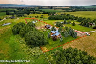 1905 N Beaver Dr, Alta, WY 83414