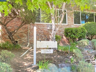 2145 Donald Dr Unit 1, Moraga, CA 94556