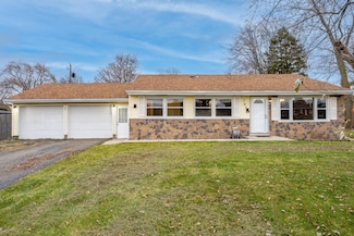 785 Mccool Rd, Valparaiso, IN 46385