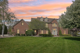 9254 W Wyndham Hills Ct, Franklin, WI 53132