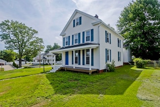 5 Church St, Agawam, MA 01001
