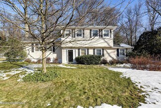 12 Warwick Rd, Edison, NJ 08820