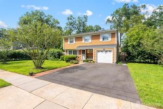21 Rieder Rd, Spotswood, NJ 08884