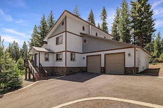459 Marina Dr, Lake Almanor, CA 96137
