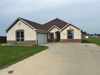 151 Crump Cir, Red Oak, TX 75154