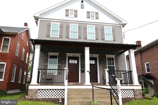104 W Fulton St, Ephrata, PA 17522