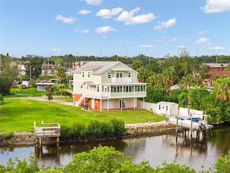 8932 Rocky Creek Dr, Tampa, FL 33615