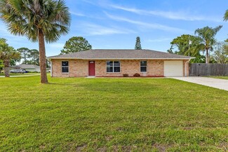 1331 Victory Palm Dr, Edgewater, FL 32132