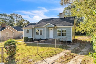 9 Oak St, Greenville, SC 29611
