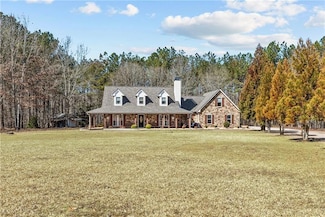 212 Lakeview Dr, Newborn, GA 30056
