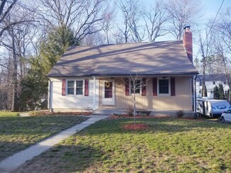 48 Horsham Place, Feeding Hills, MA 01030