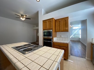 1372 Chennault Ave, Clovis, CA 93611