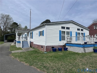 304 E Main St, Wakefield, VA 23888