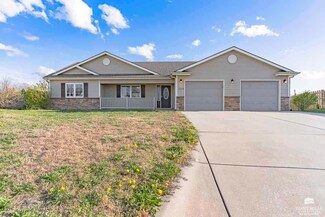 1005 Conley Cir, Manhattan, KS 66502