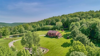 99 John Deitz Rd, Jeffersonville, NY 12748