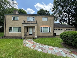 77 Riverside Dr, Binghamton, NY 13905