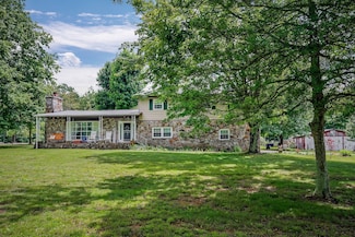 9706 Harrison Ferry Rd, McMinnville, TN 37110