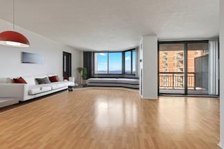 816 Harmon Cove Tower Unit 816, Secaucus, NJ 07094