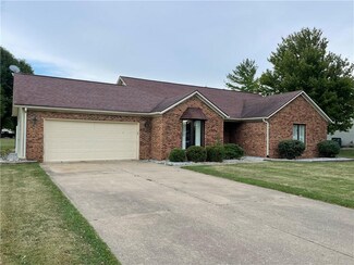 1210 Diana Ct, Rushville, IN 46173