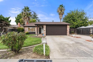 1121 Wawona St, Manteca, CA 95337