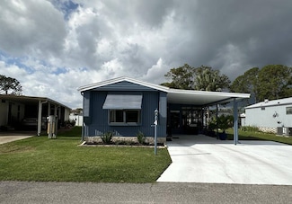 4 Royal Dr, Eustis, FL 32726