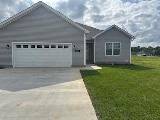 448 Turkey Run Dr, Bowling Green, KY 42101